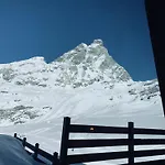 Апартаменти White Star Cervinia - Stunning Matterhorn View With Terrace And Private Parking Брей-Червінія