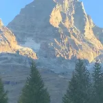 Апартаменти White Star Cervinia - Stunning Matterhorn View With Terrace And Private Parking Брей-Червінія